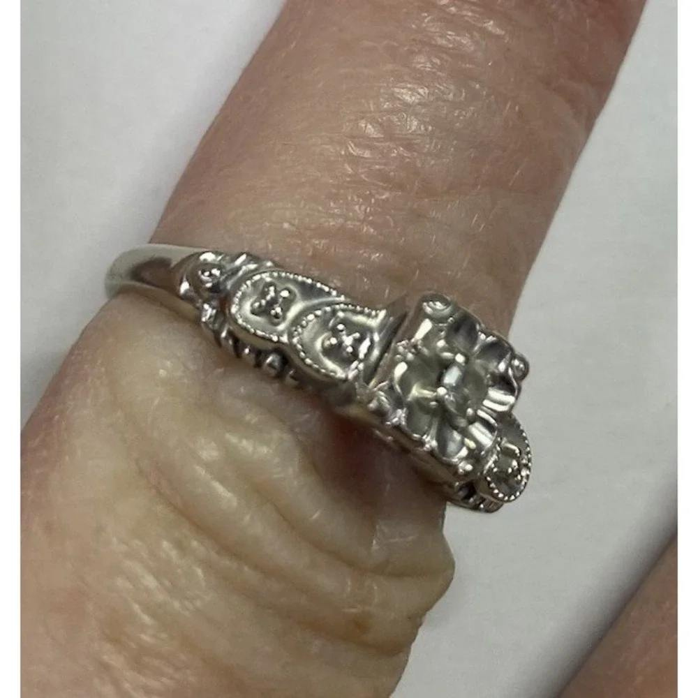Beautiful Antique 14k White Gold Women's Diamond Engagement Ring TW 2.7g Sz.6.5